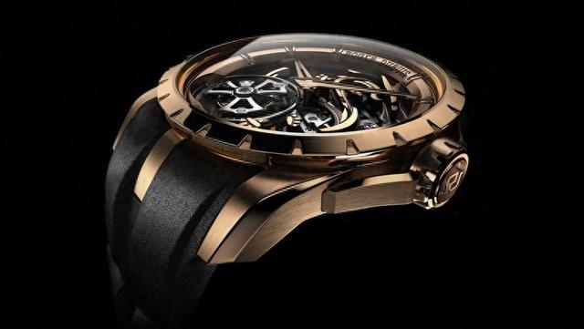 ڷ   ޽ܶűRoger Dubuisϵеӷ 